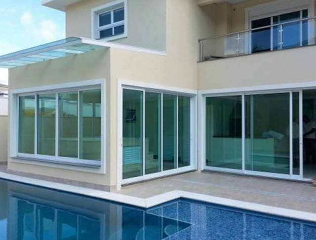 Porta de Vidro Comum